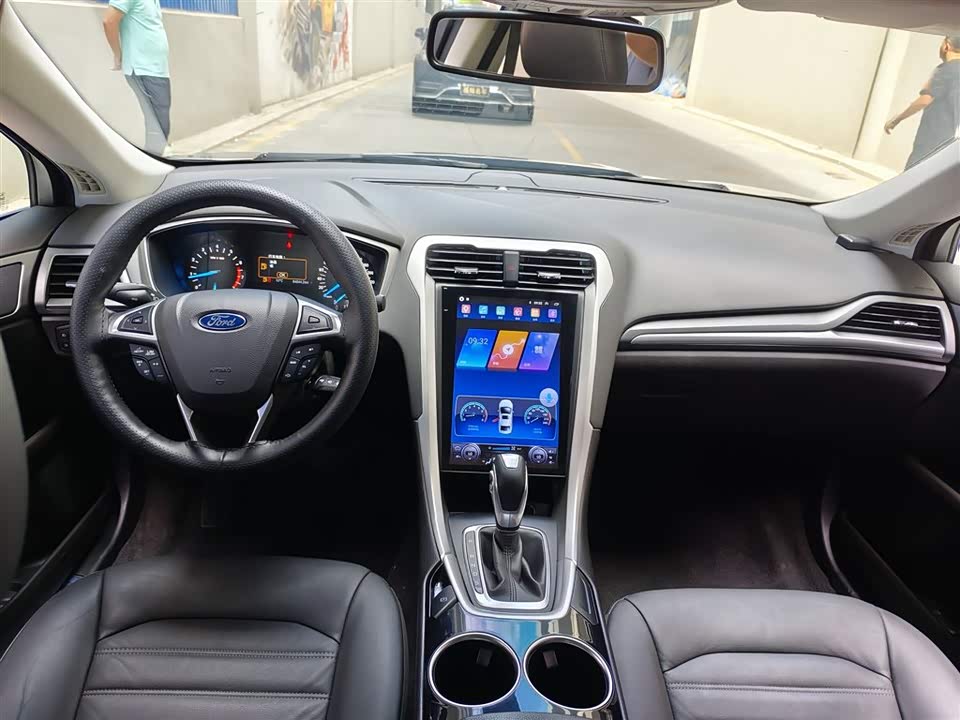 Ford Mondeo Ford Mondeo