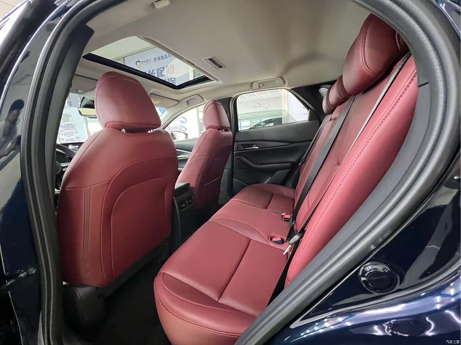 Mazda CX-30, 2023 7