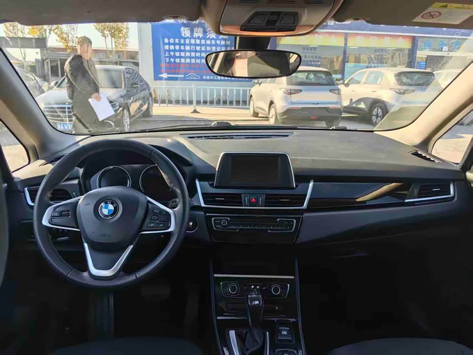 BMW 2 series station wagon