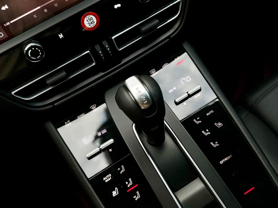 Porsche Macan Porsche Macan