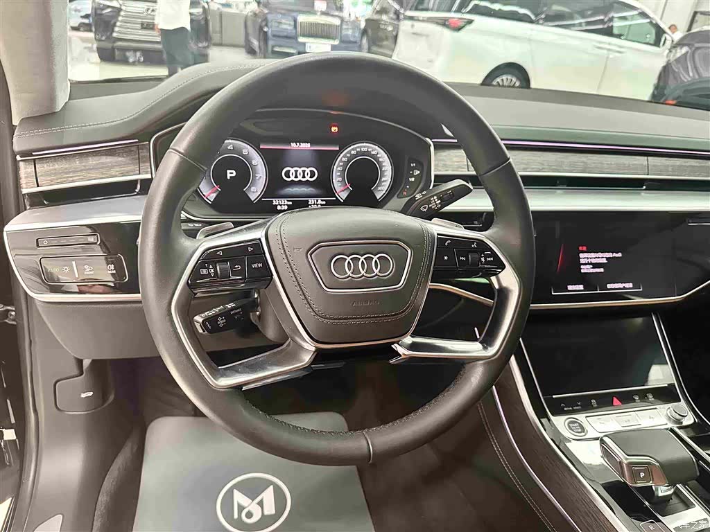 Audi A8L, 2024 все фото