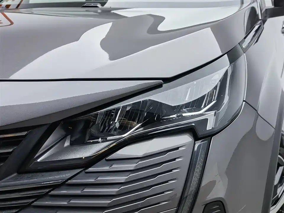 Peugeot 5008 Peugeot 5008