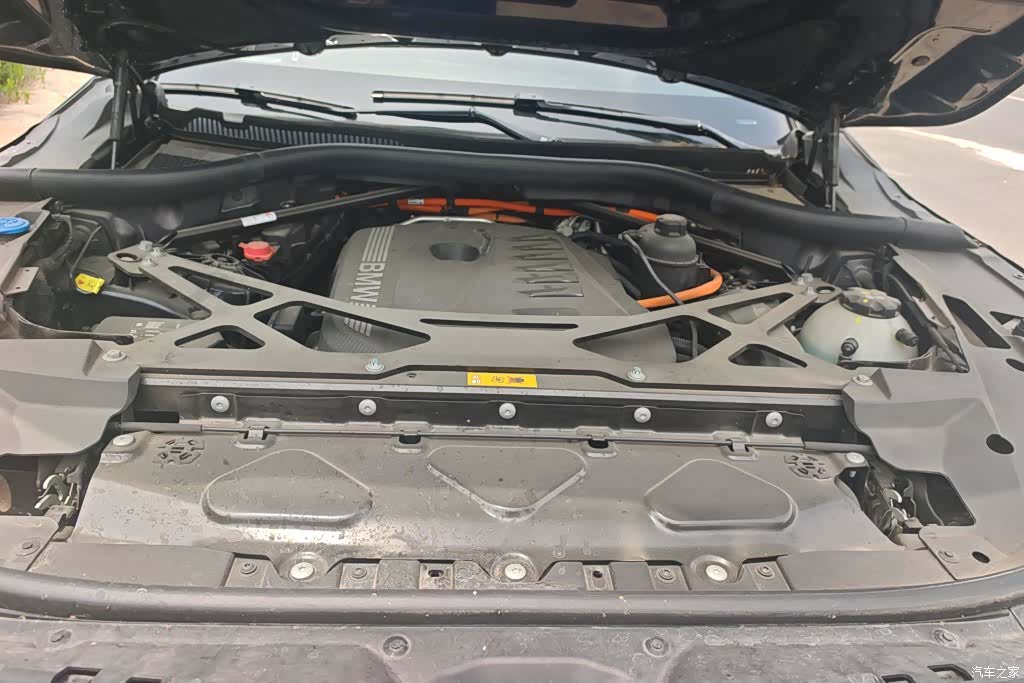 BMW XM, 2025 10