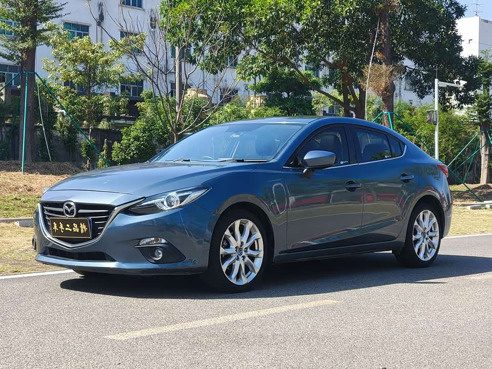 Mazda 3 Angkesaila