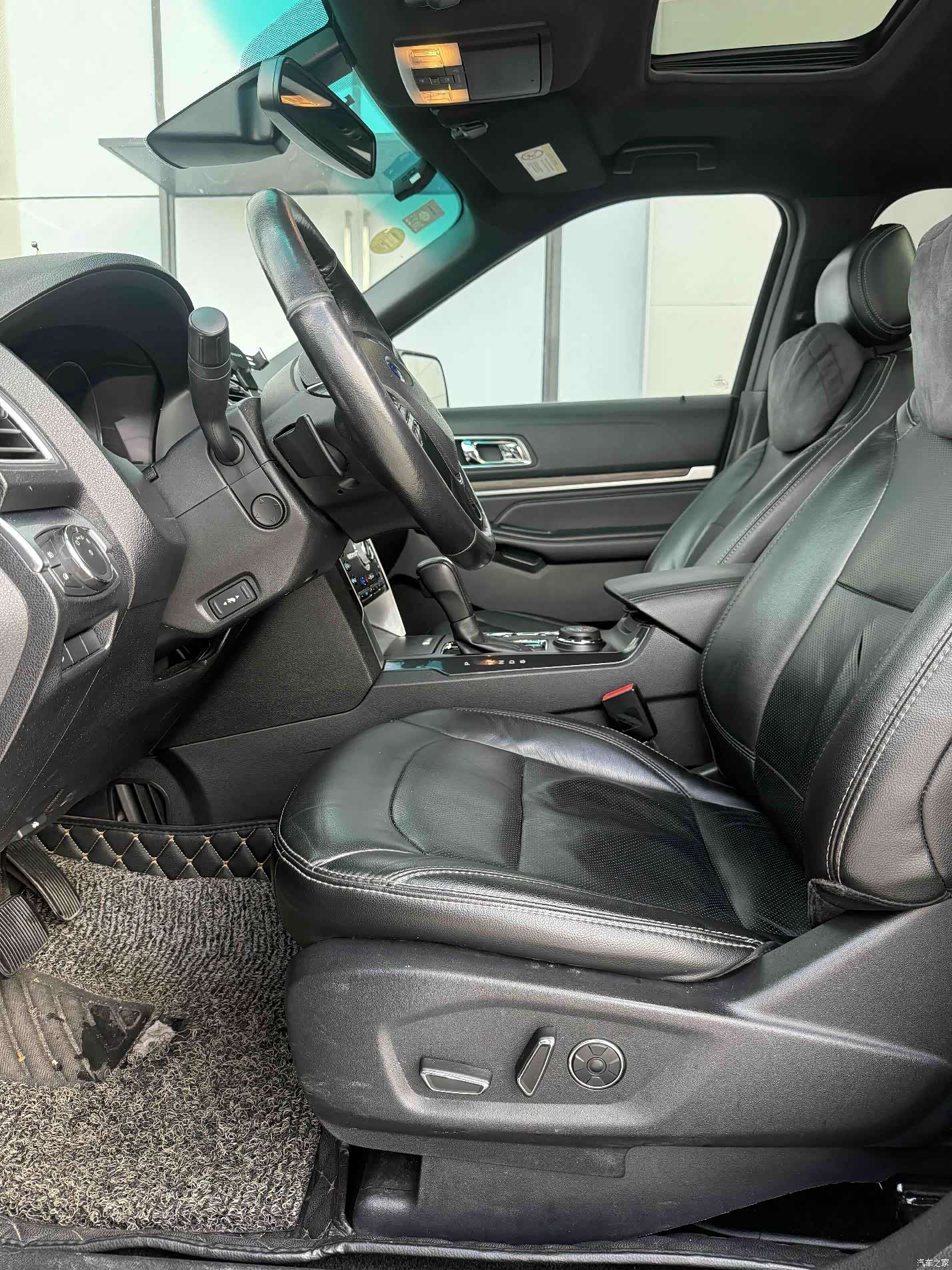 Ford Explorer, 2018 все фото