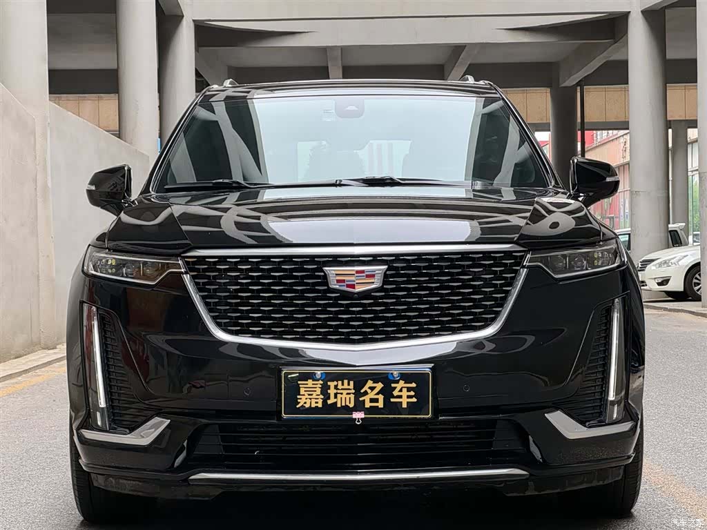 Cadillac XT6, 2022 2