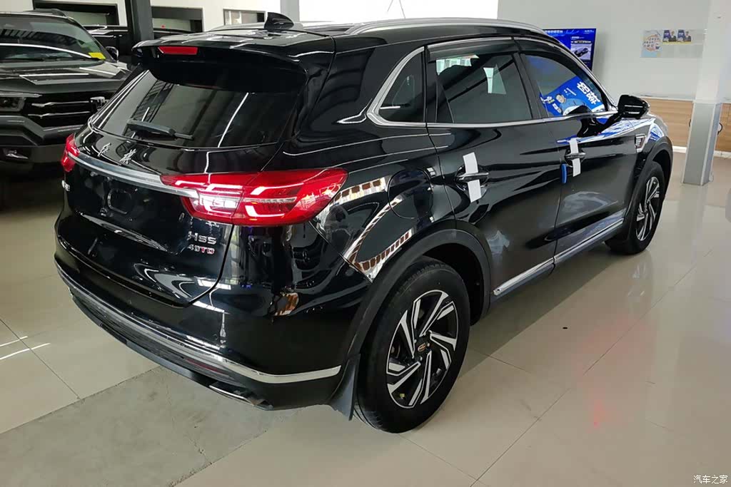 Hongqi HS5, 2022 3