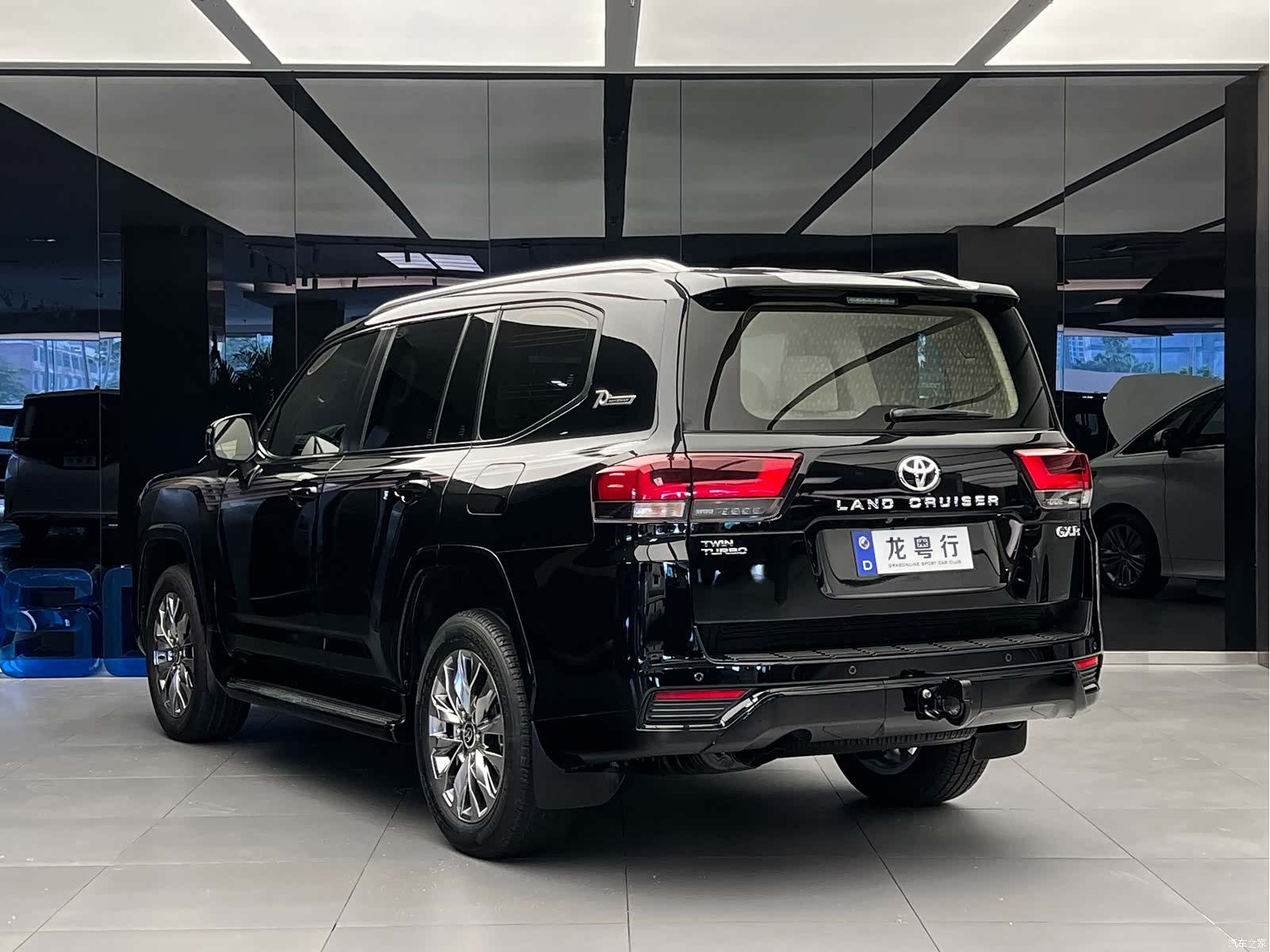 Toyota Land Cruiser, 2023 4