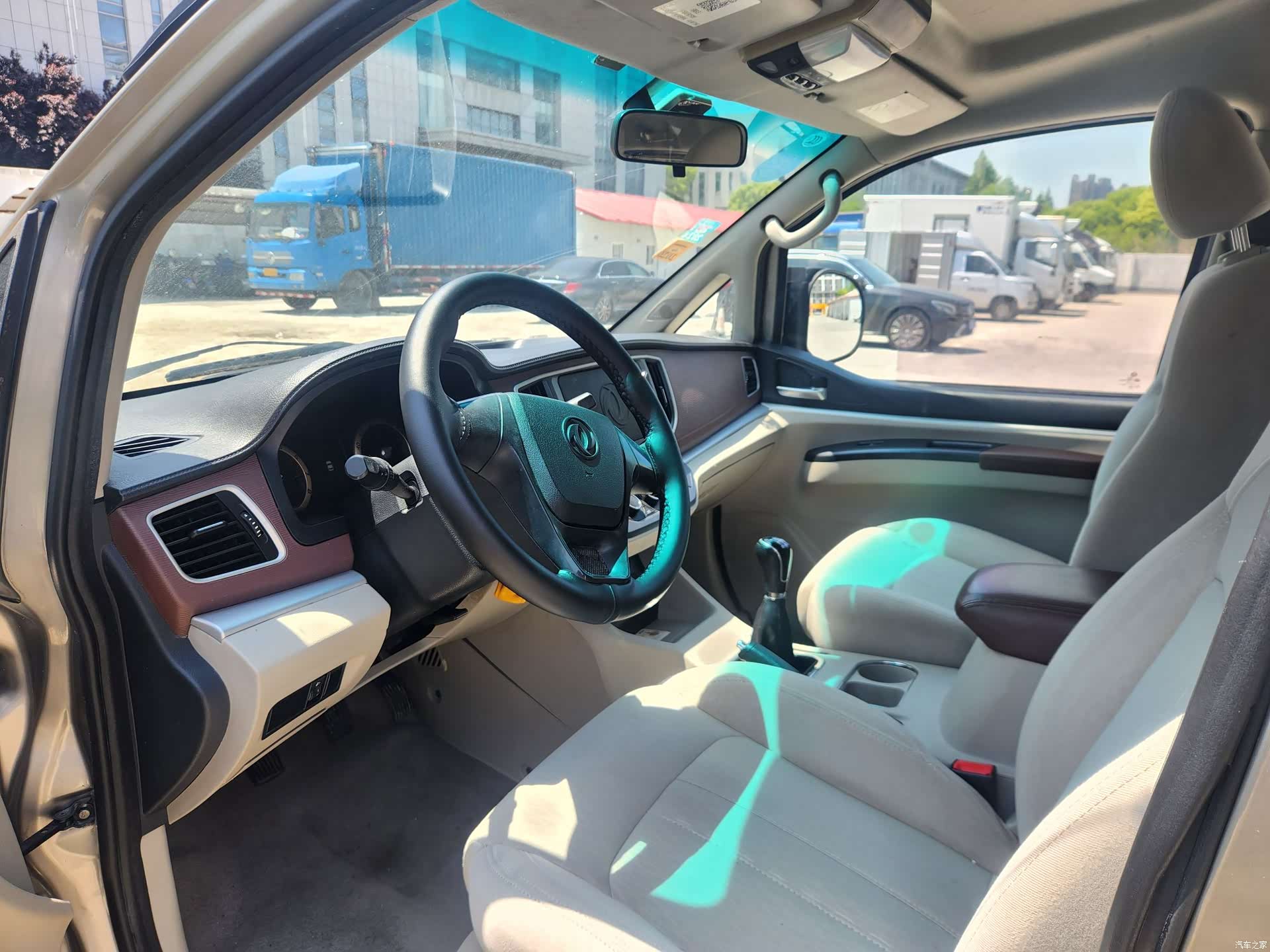 DongFeng M5L, 2018 9