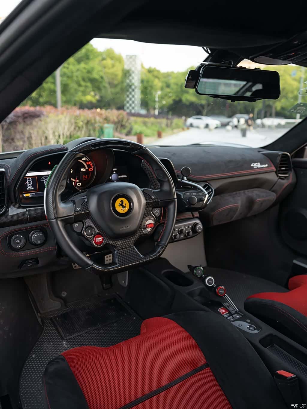 Ferrari 458, 2016 9