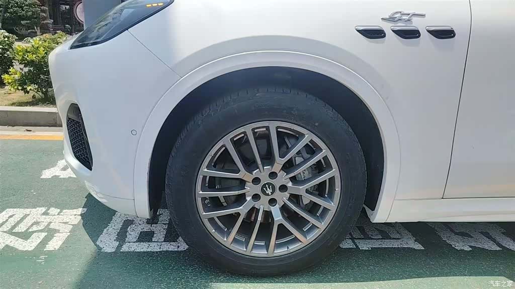 Maserati Grecale, 2023 7