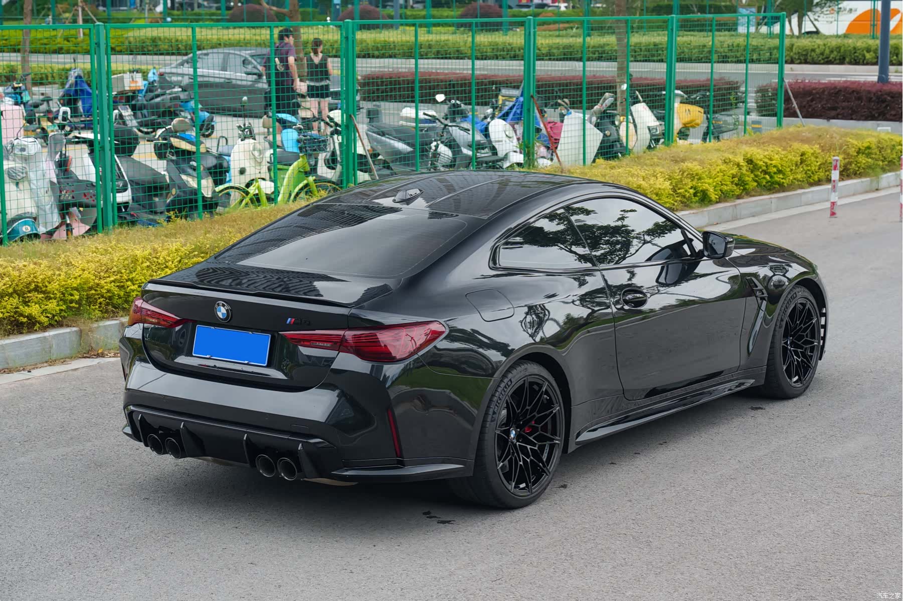 BMW M4, 2025 все фото