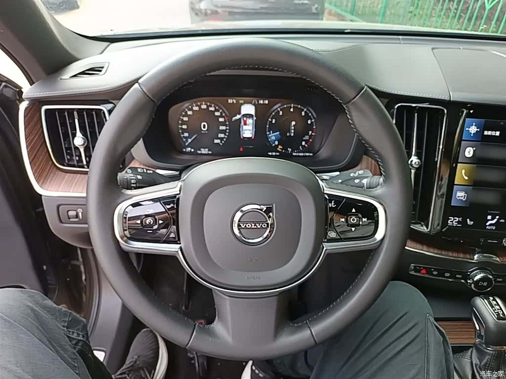 Volvo XC60, 2020 11