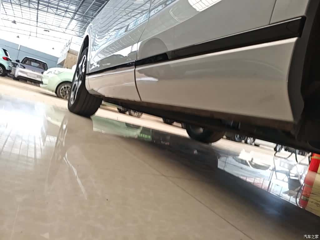 Jetour L7, 2025 21