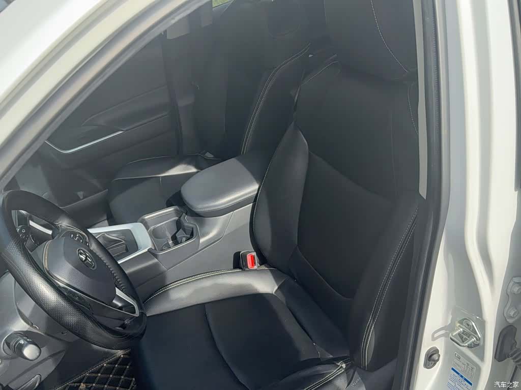 Toyota RAV4, 2021 8