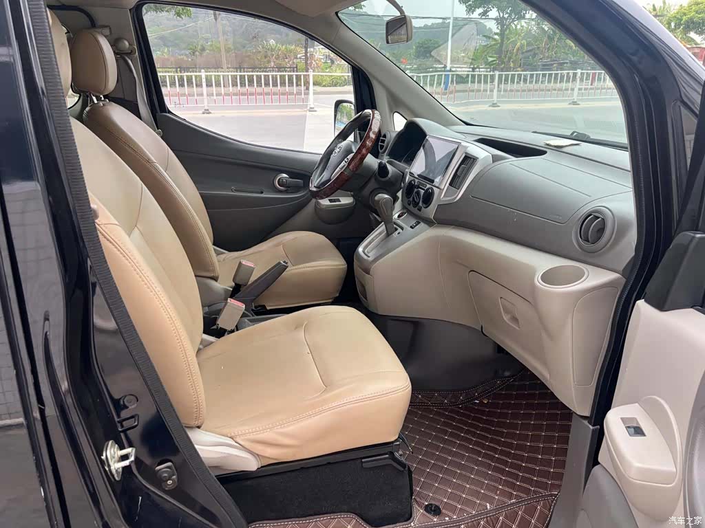 Nissan NV200, 2018 7