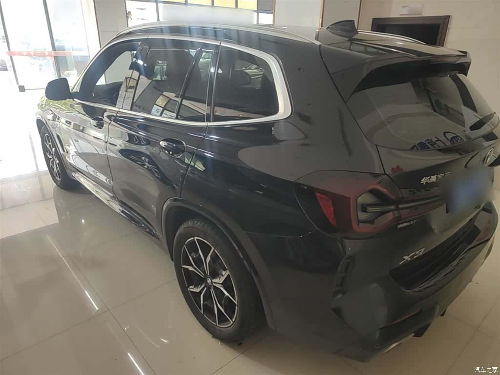 BMW X3, 2023 все фото