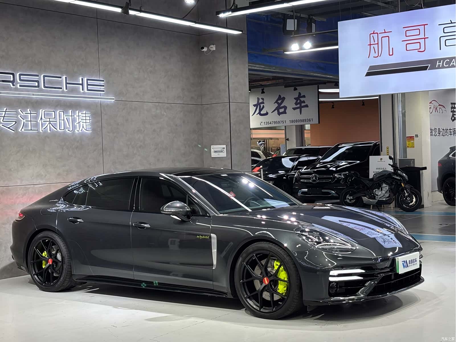 Porsche Panamera, 2022 3