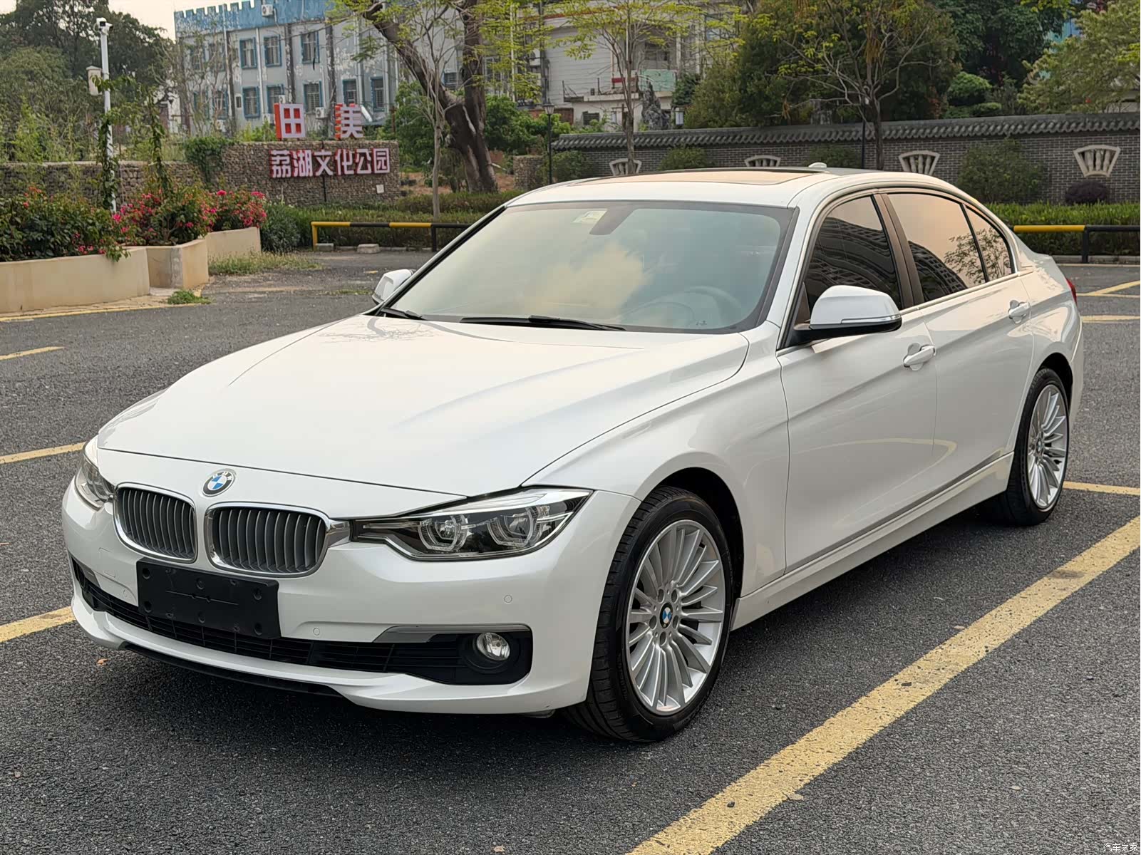 BMW 3 Series, 2018 1