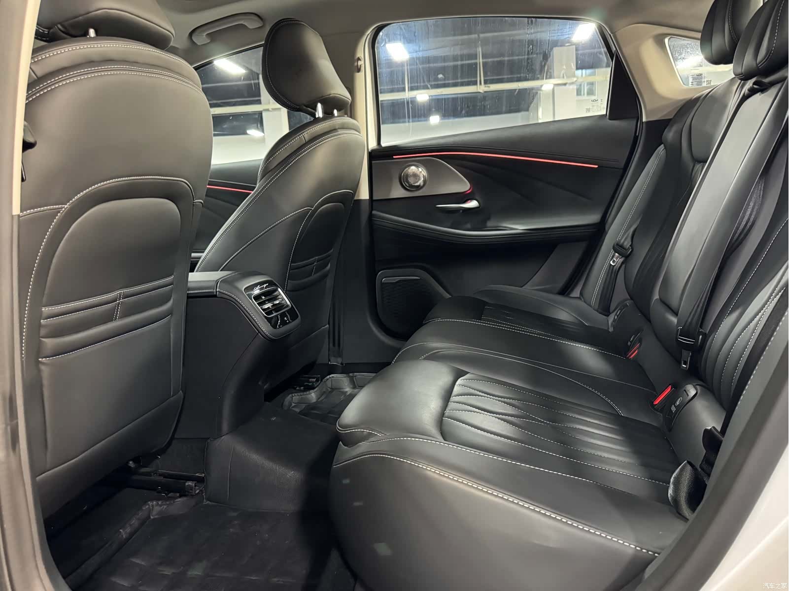 Chery Arrizo 8, 2024 9