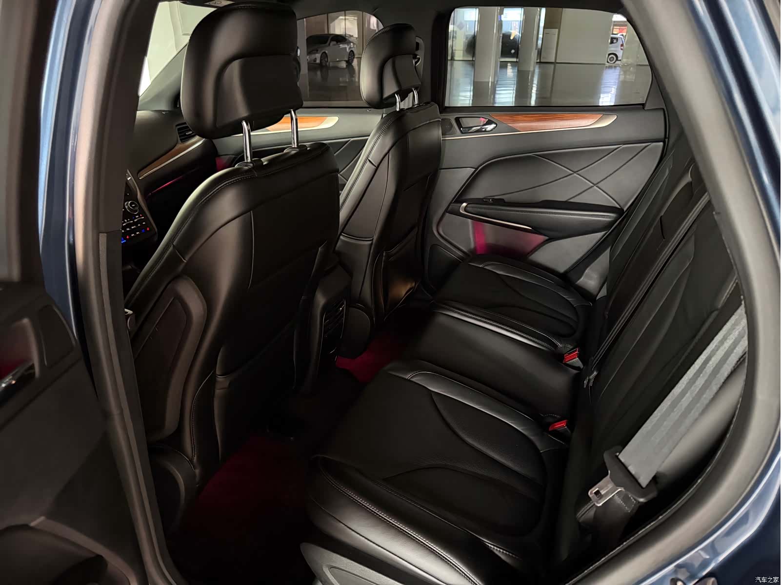 Lincoln MKC, 2019 15