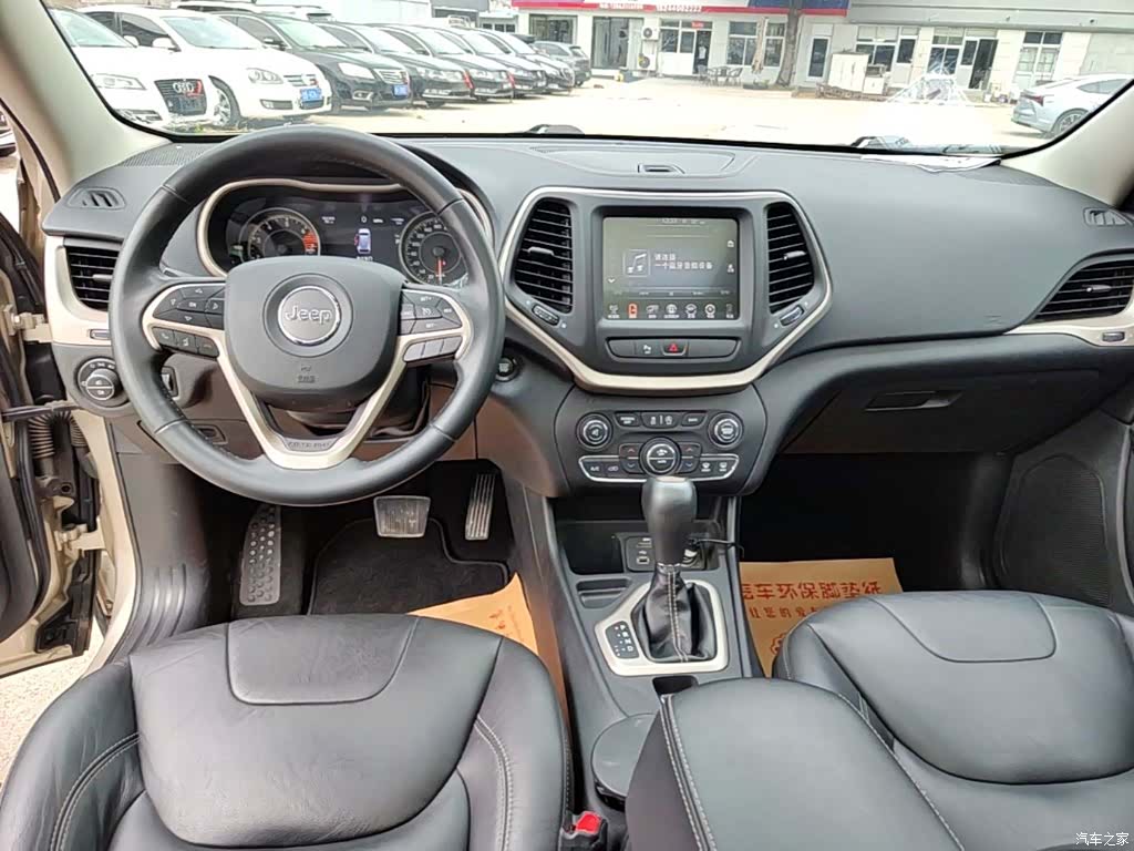 Jeep Cherokee, 2018 6