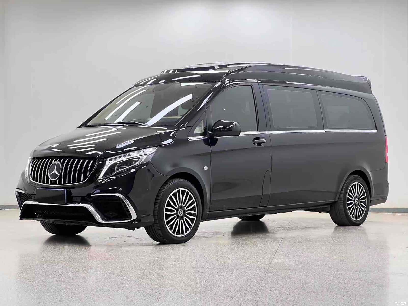 Mercedes-Benz VI