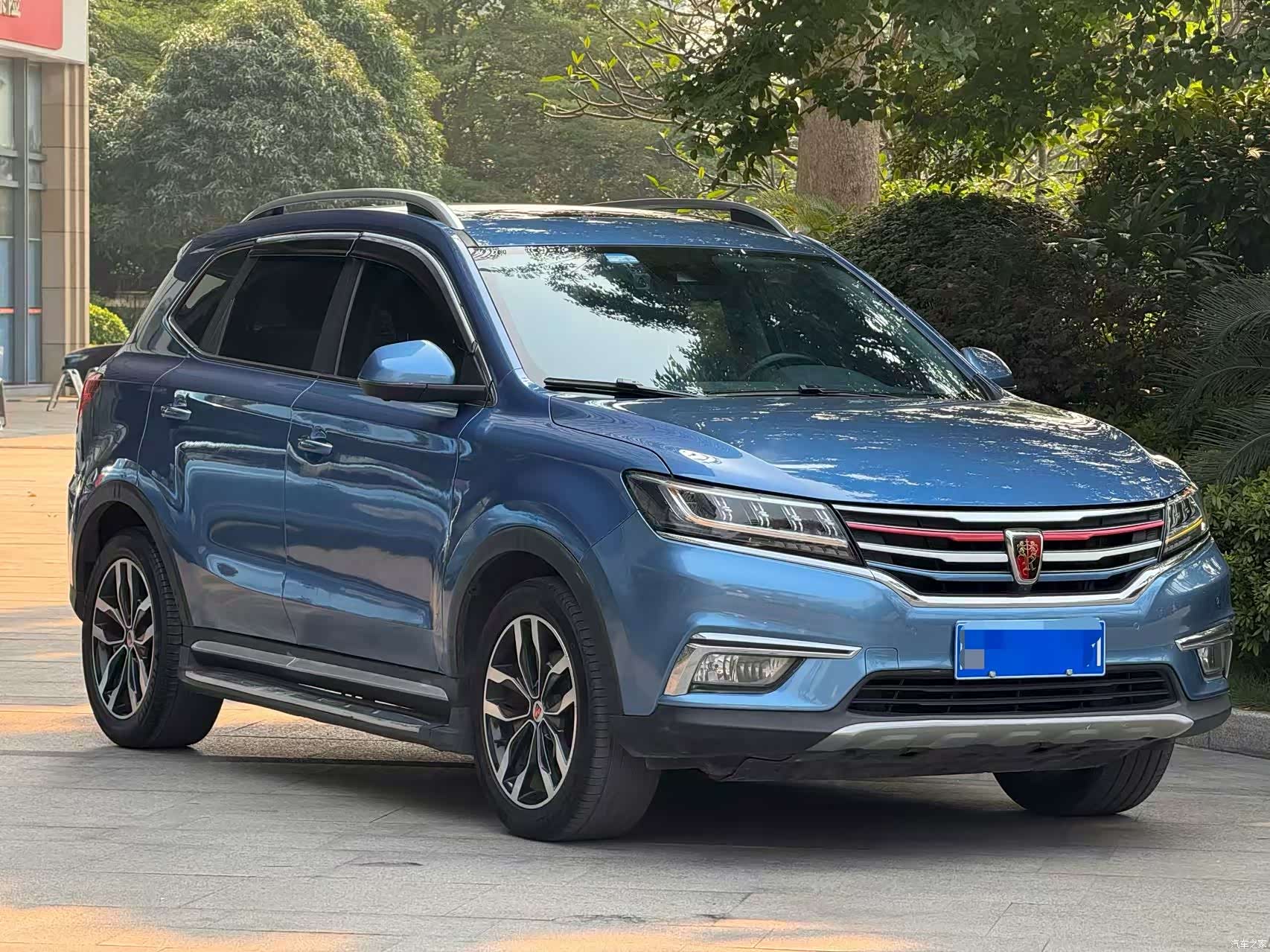 Roewe RX5, 2017 3