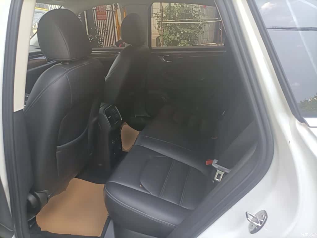 Zotye SR9, 2017 17