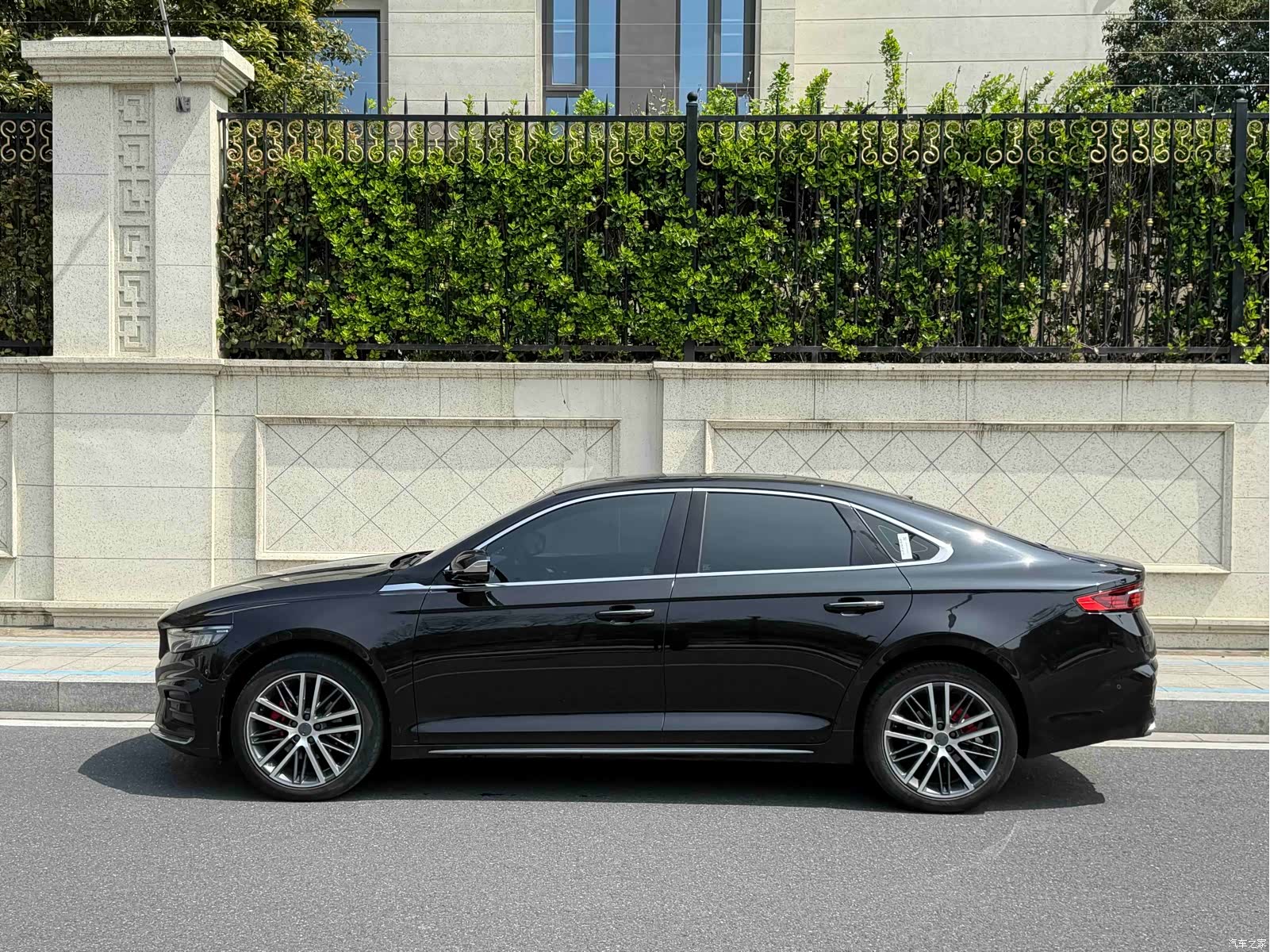 Geely Preface, 2022 3