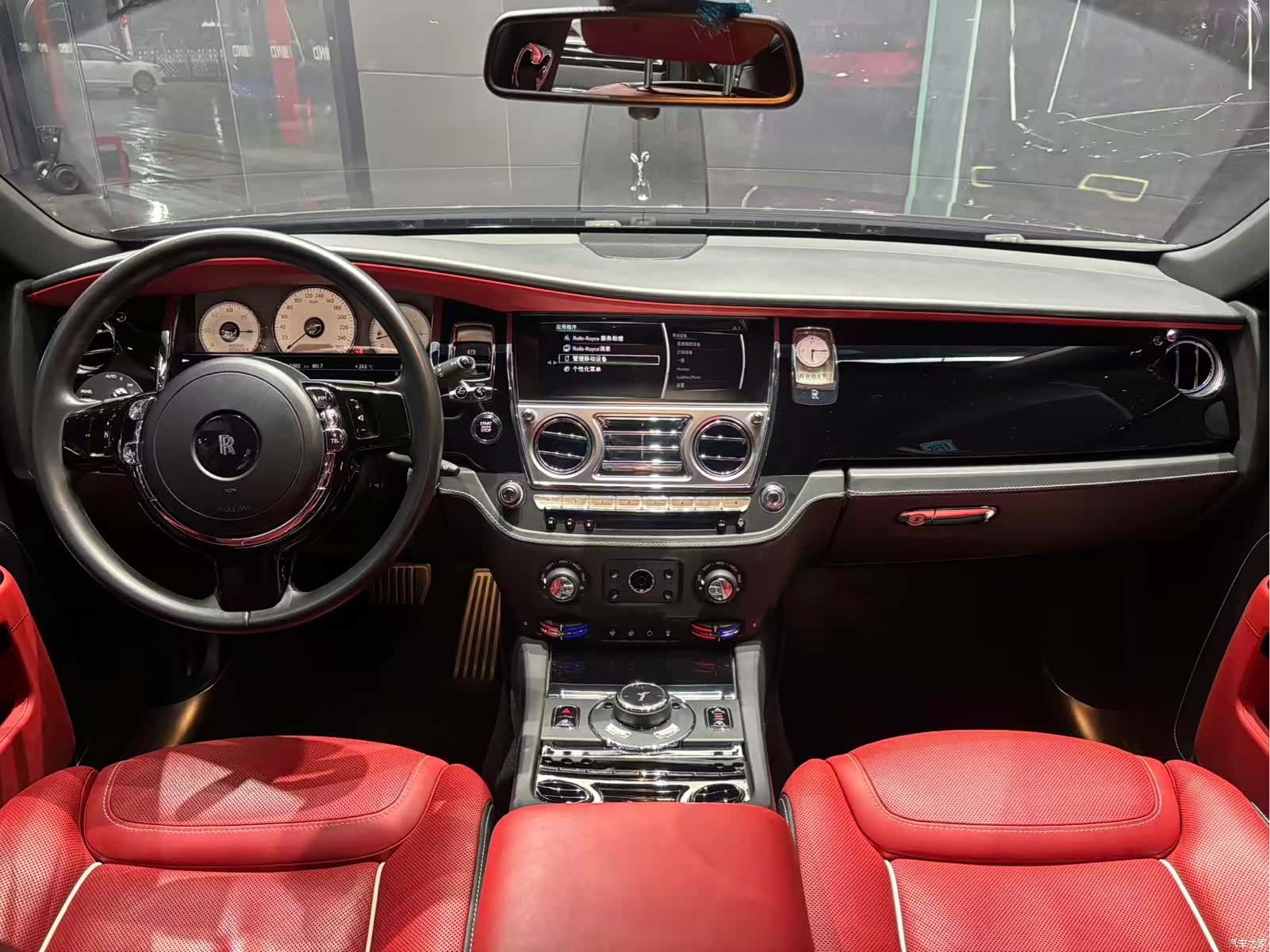 Rolls-Royce Ghost, 2019 9