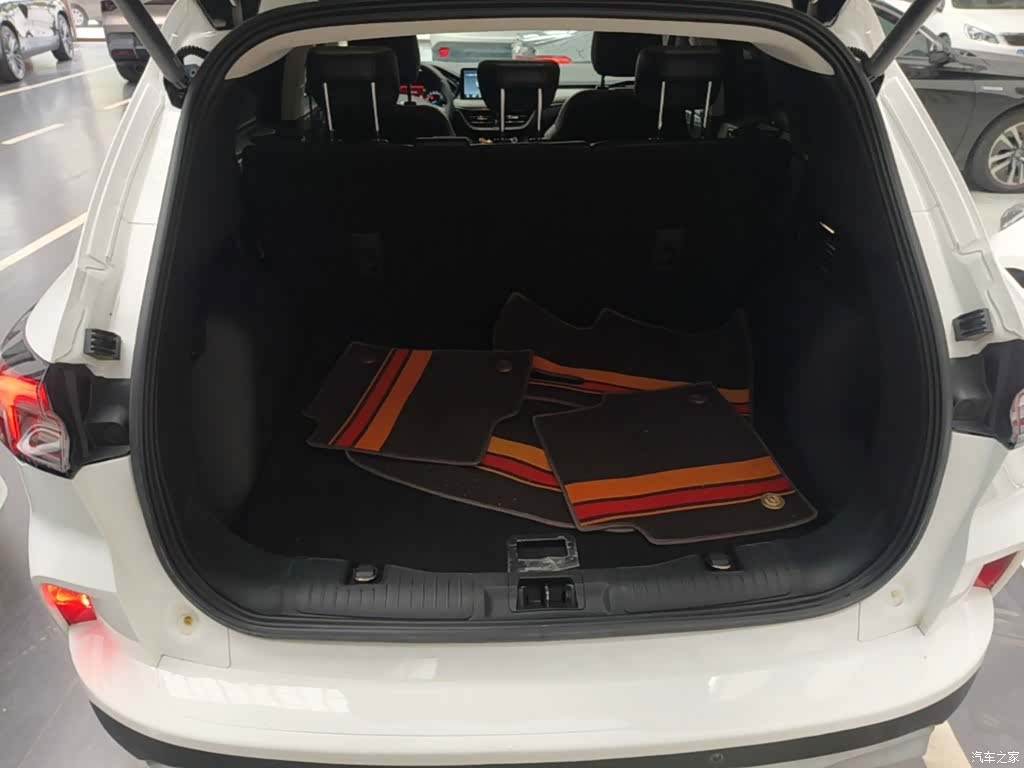 Ford Escape, 2021 19