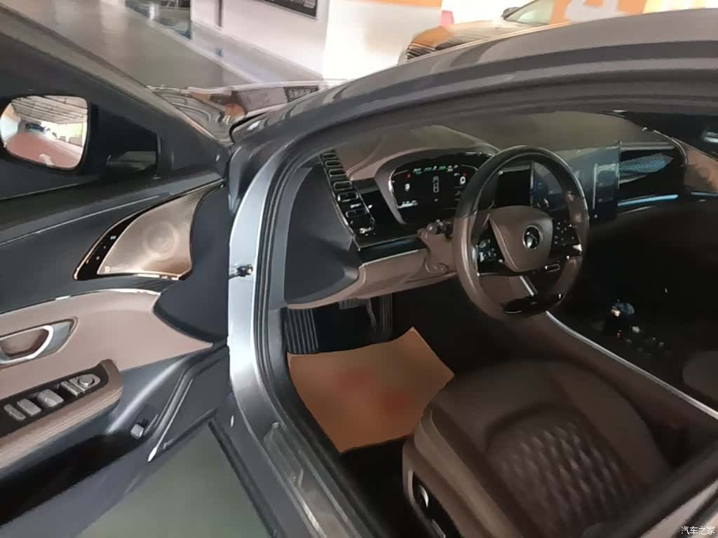 BYD Han, 2021 16