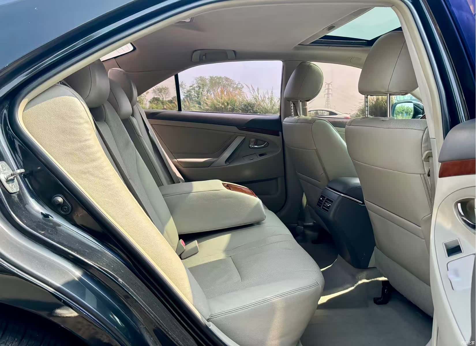 Toyota Camry, 2014 11