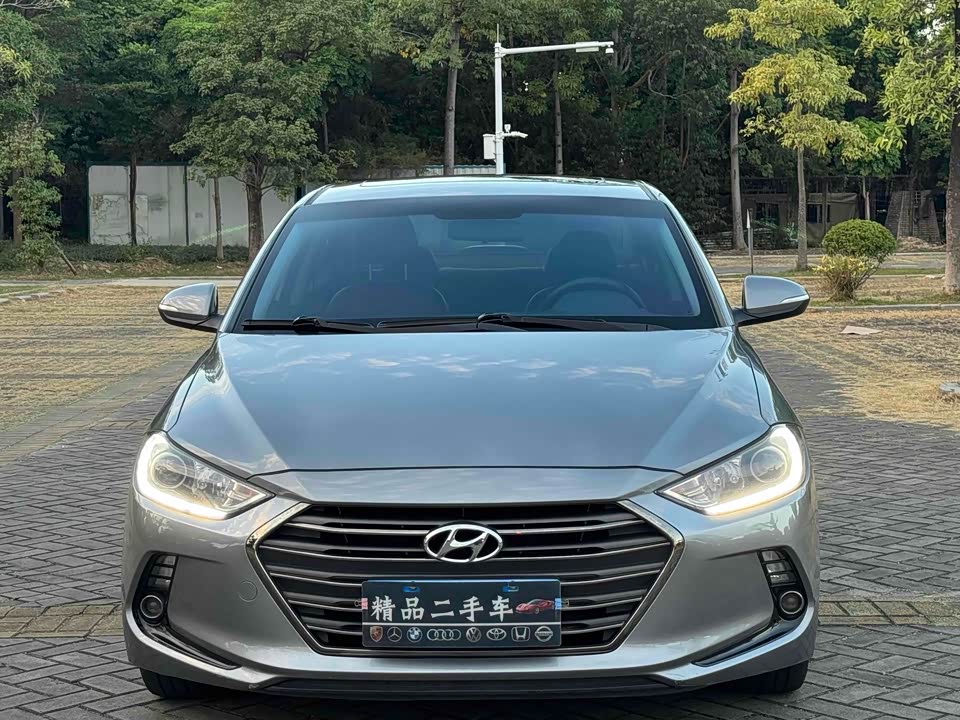 Hyundai Lead