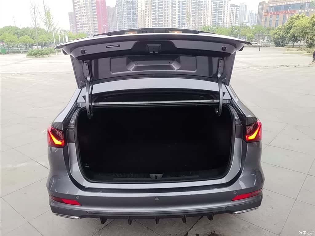 Roewe i5, 2025 19