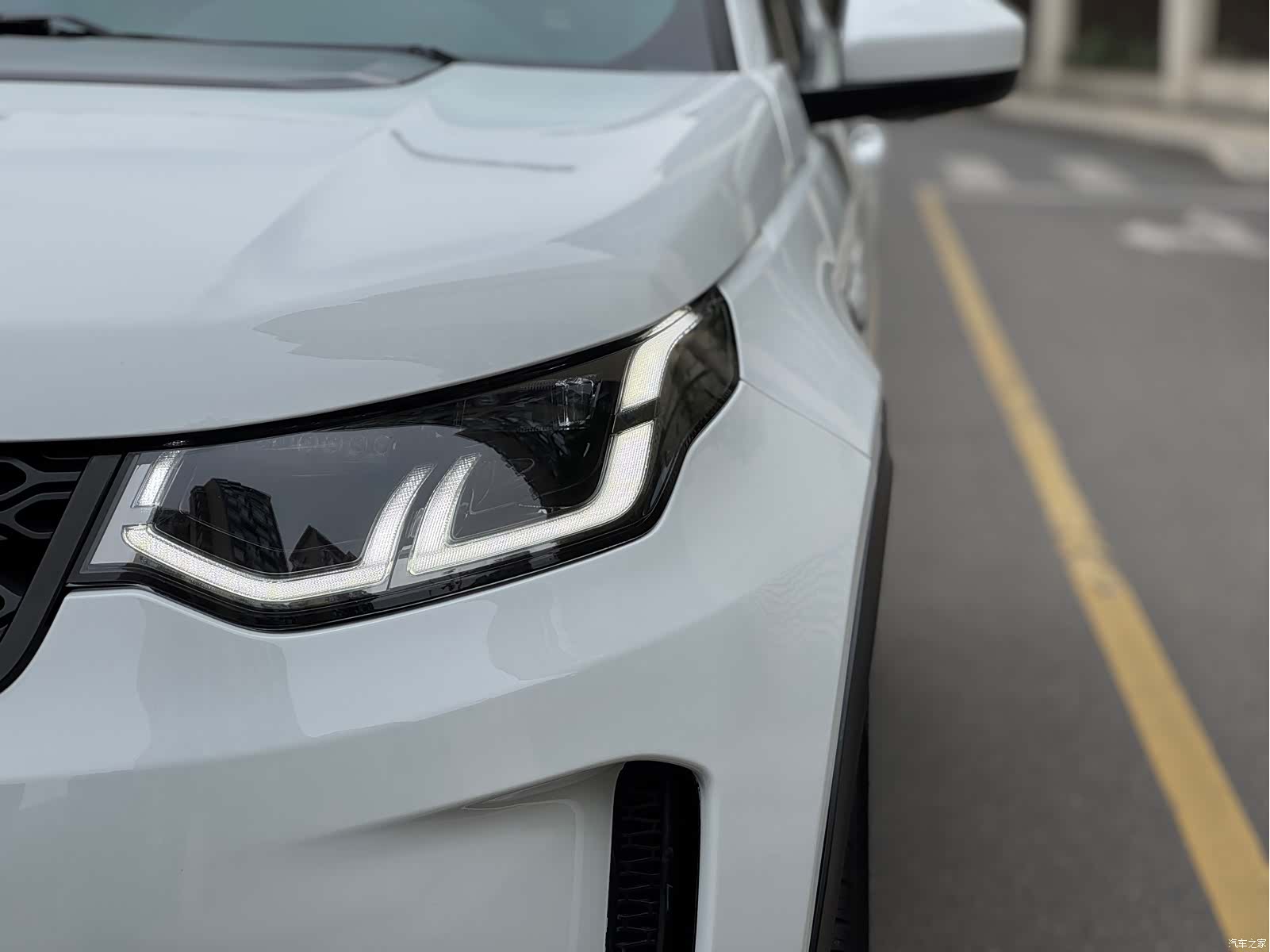 Land Rover Discovery, 2021 4