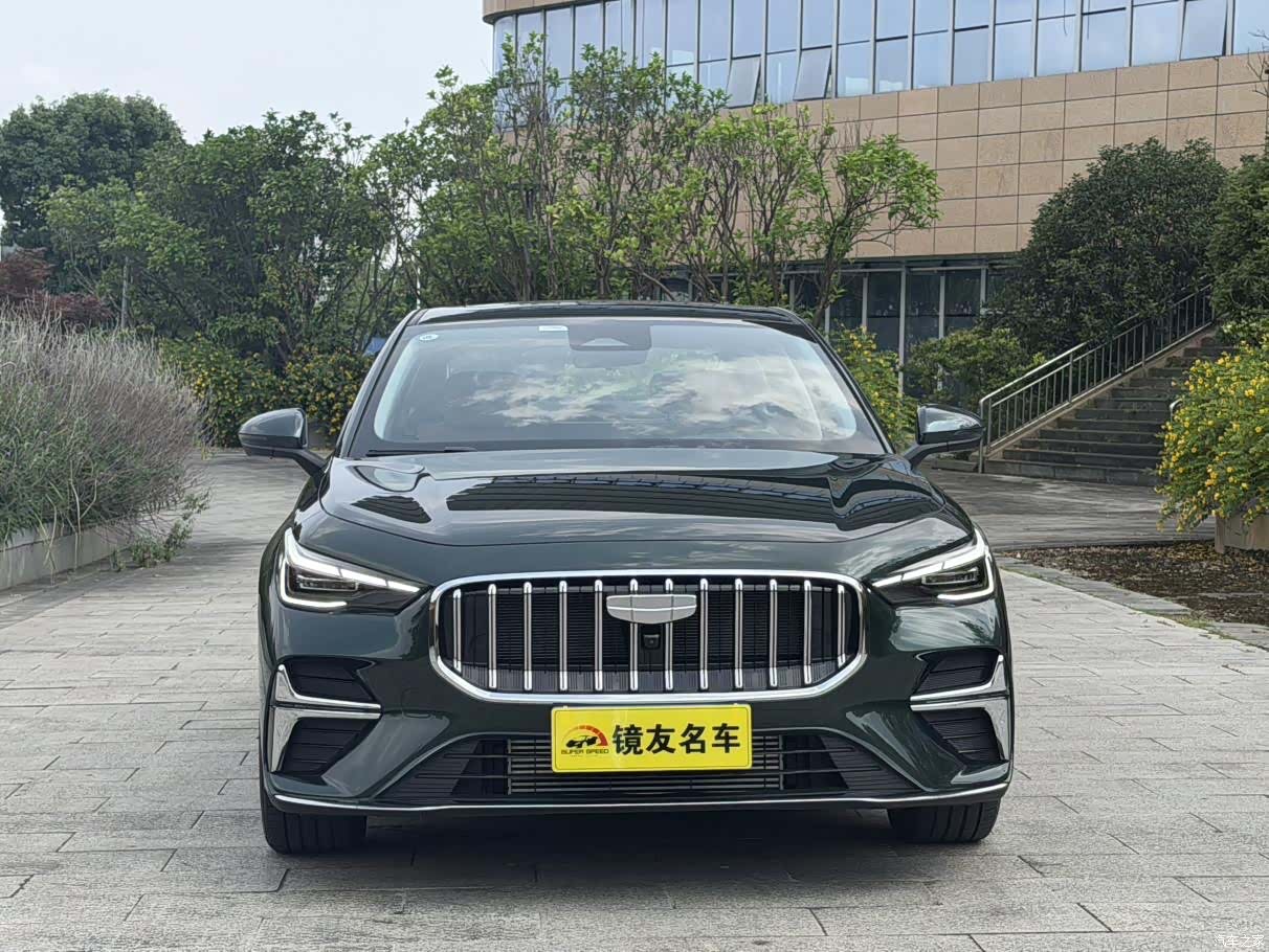 Geely Emgrand, 2025 2