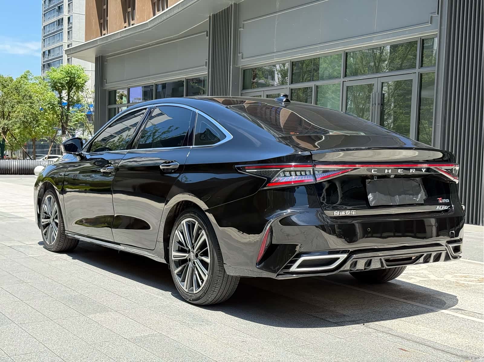 Chery Arrizo 8, 2023 4