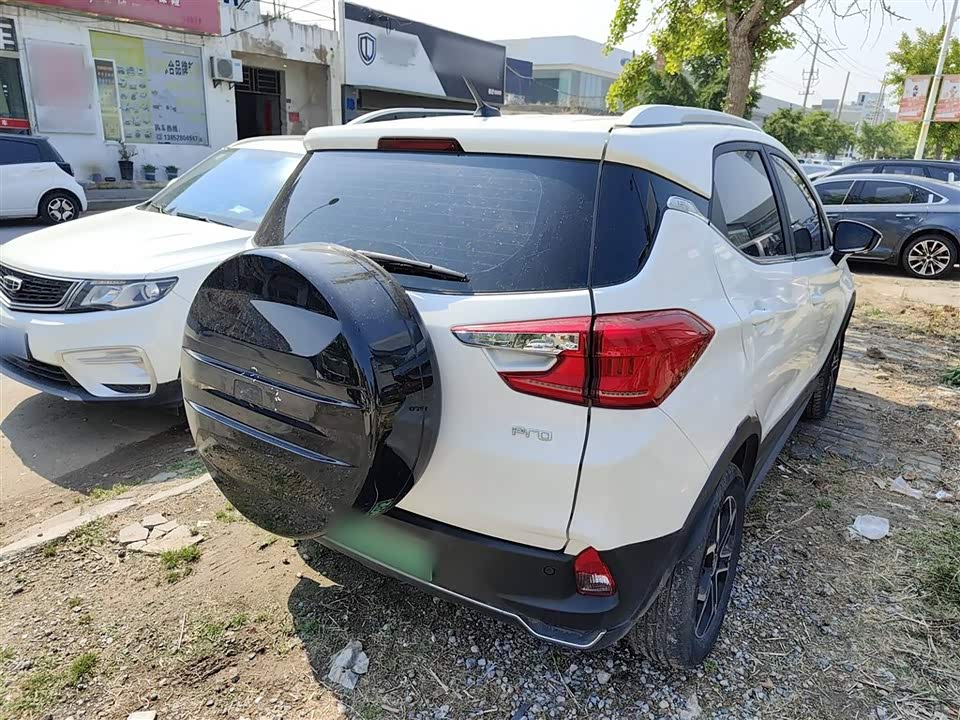 BYD Yuan Pro BYD Yuan Pro