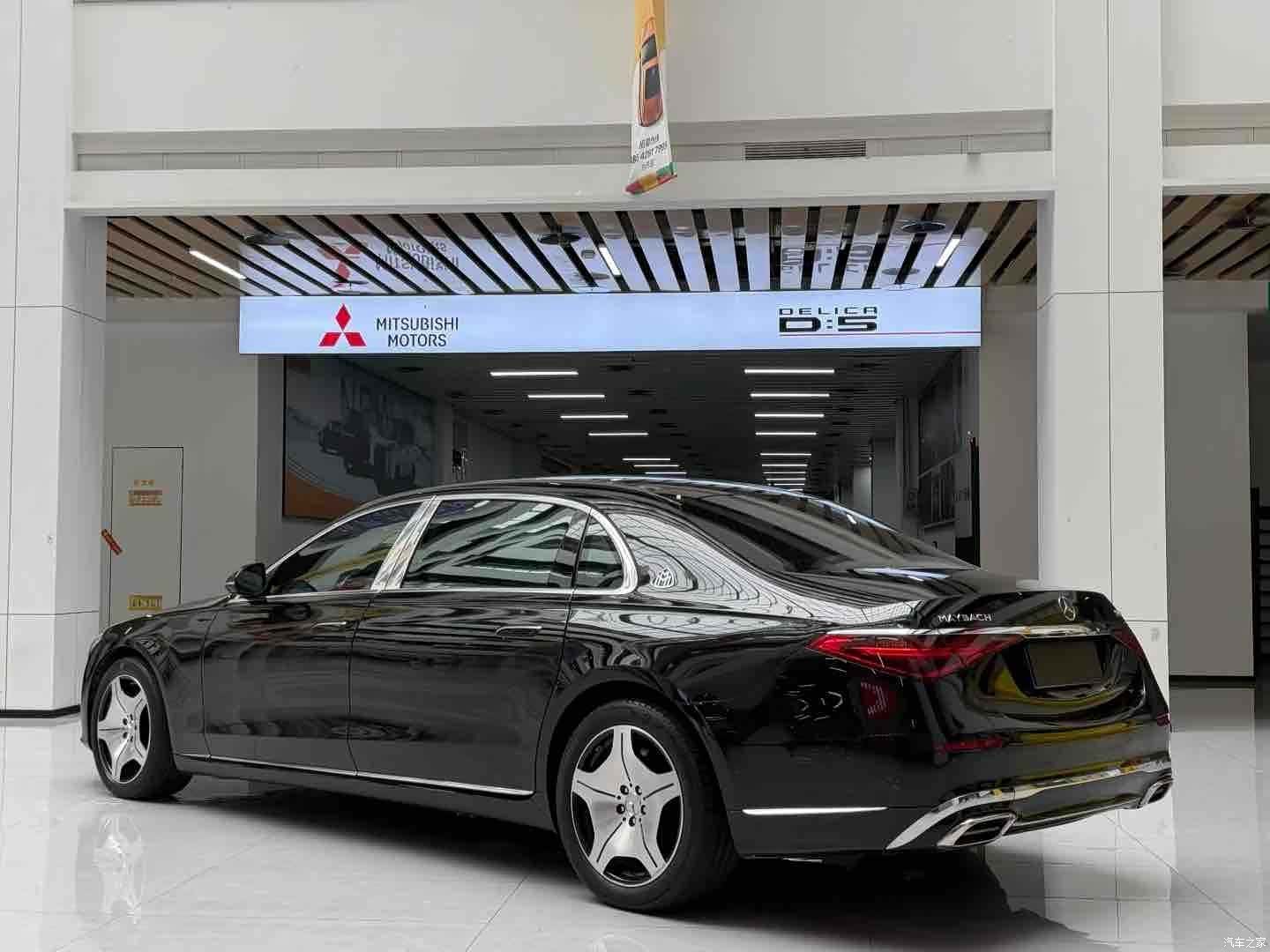 Maybach S-Class, 2021 4