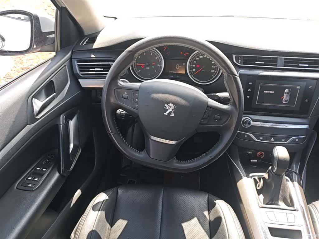 Peugeot 408, 2016 11