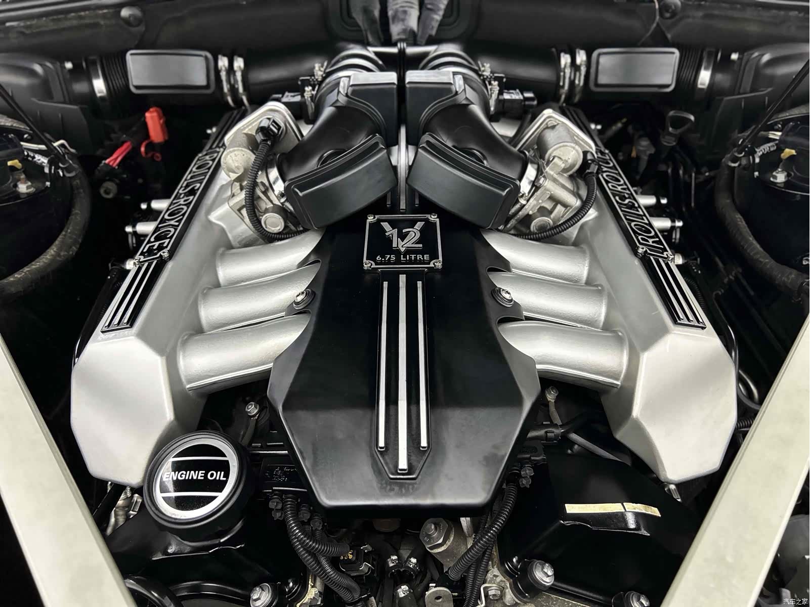 Rolls-Royce Phantom, 2013 14