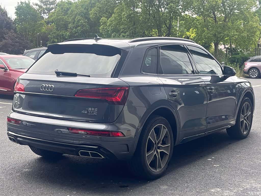 Audi Q5L, 2023 все фото