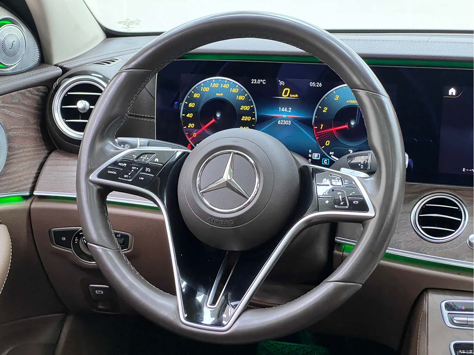 Mercedes-Benz E-Class, 2021 25