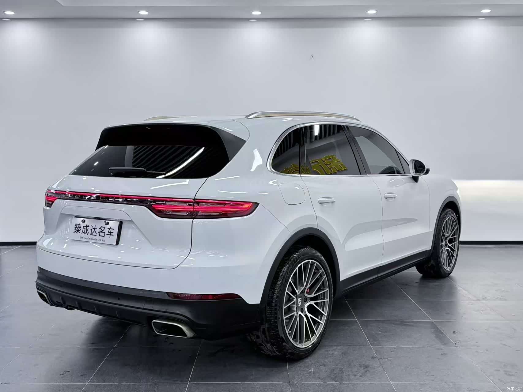 Porsche Cayenne, 2020 все фото
