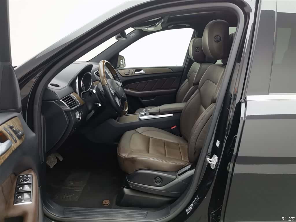 Mercedes-Benz GL-Class, 2015 10