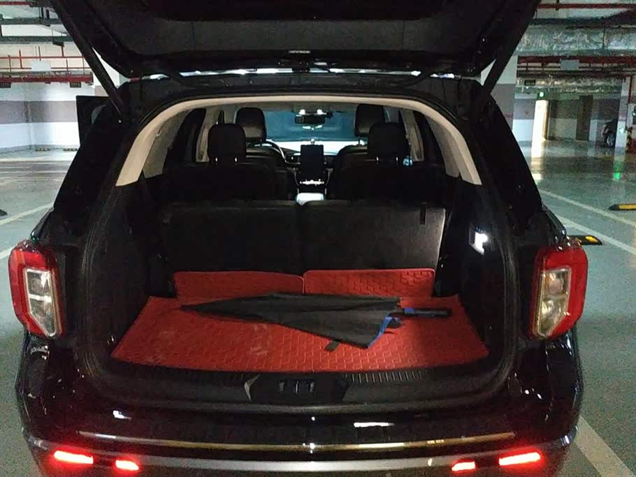 Ford Explorer Ford Explorer