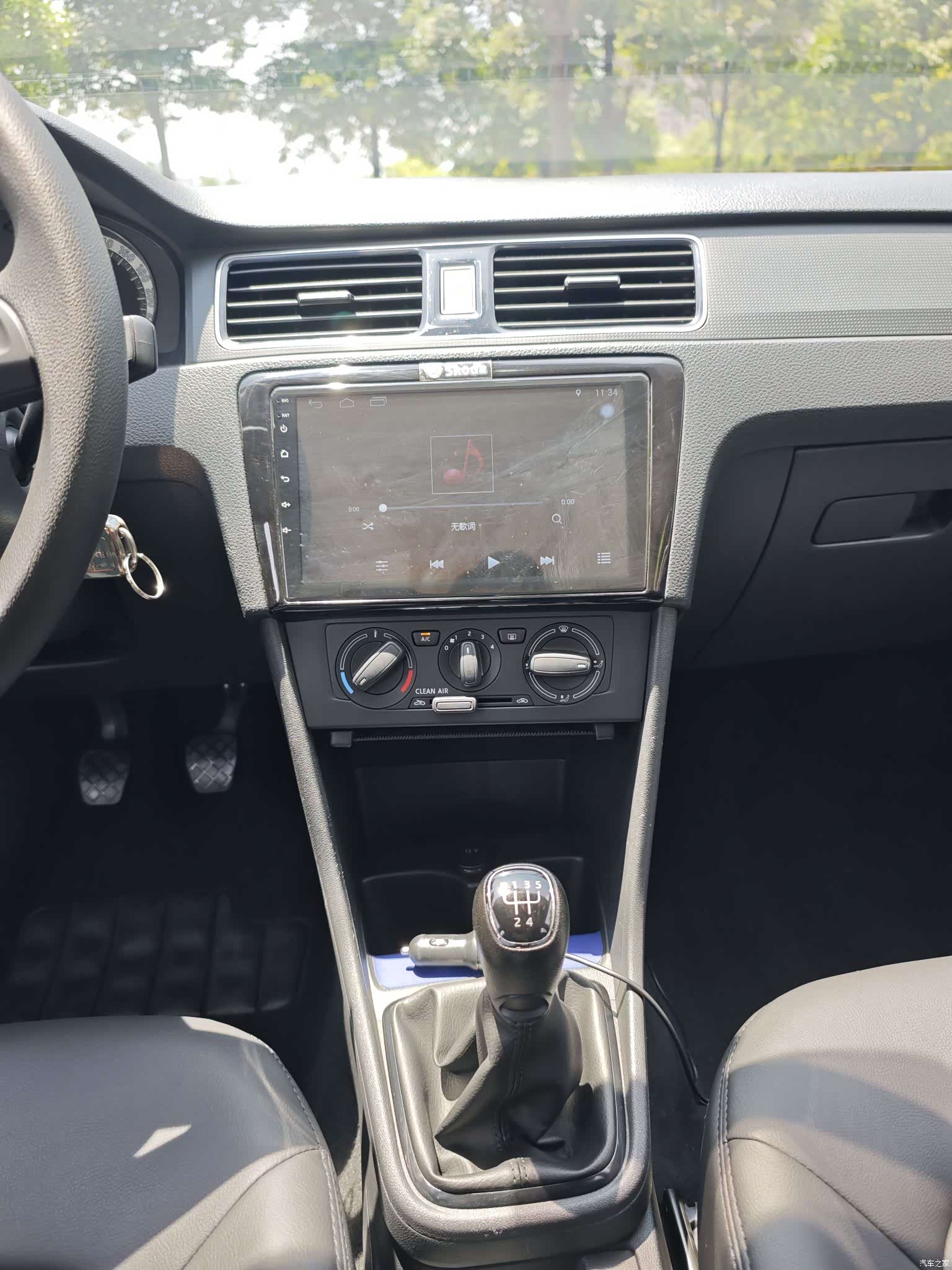 Skoda Rapid, 2018 12