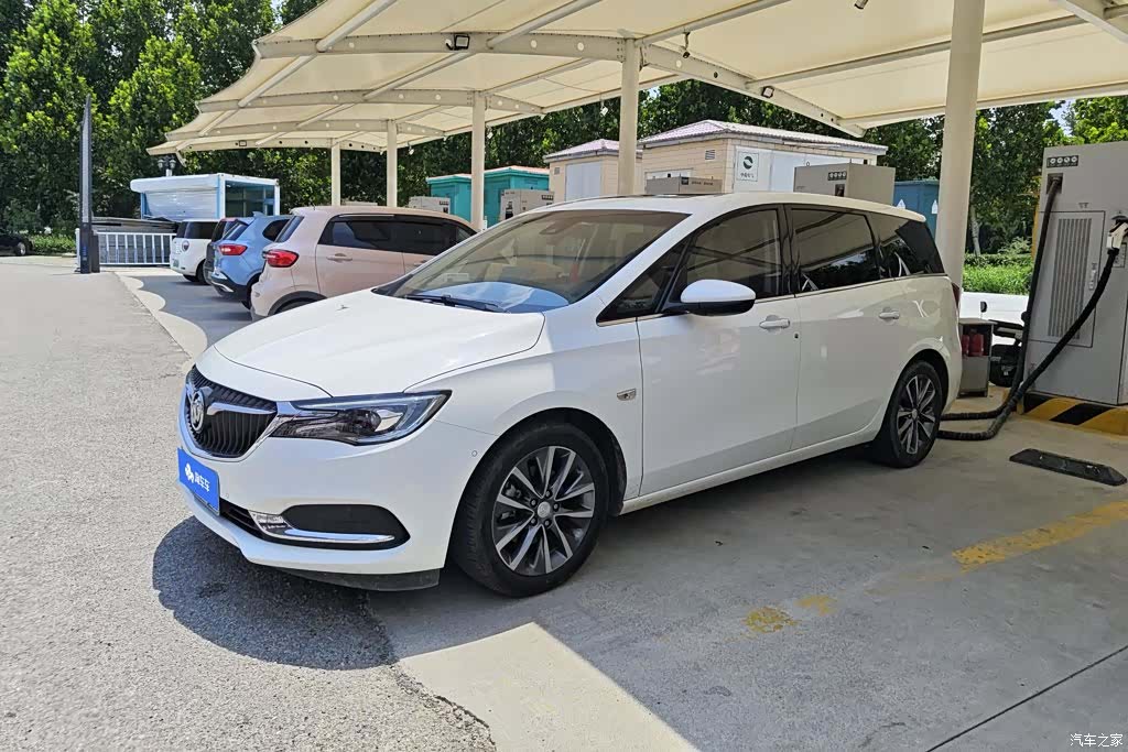 Buick GL6